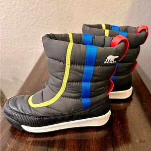 Sorel Youth Waterproof Boots, size 13